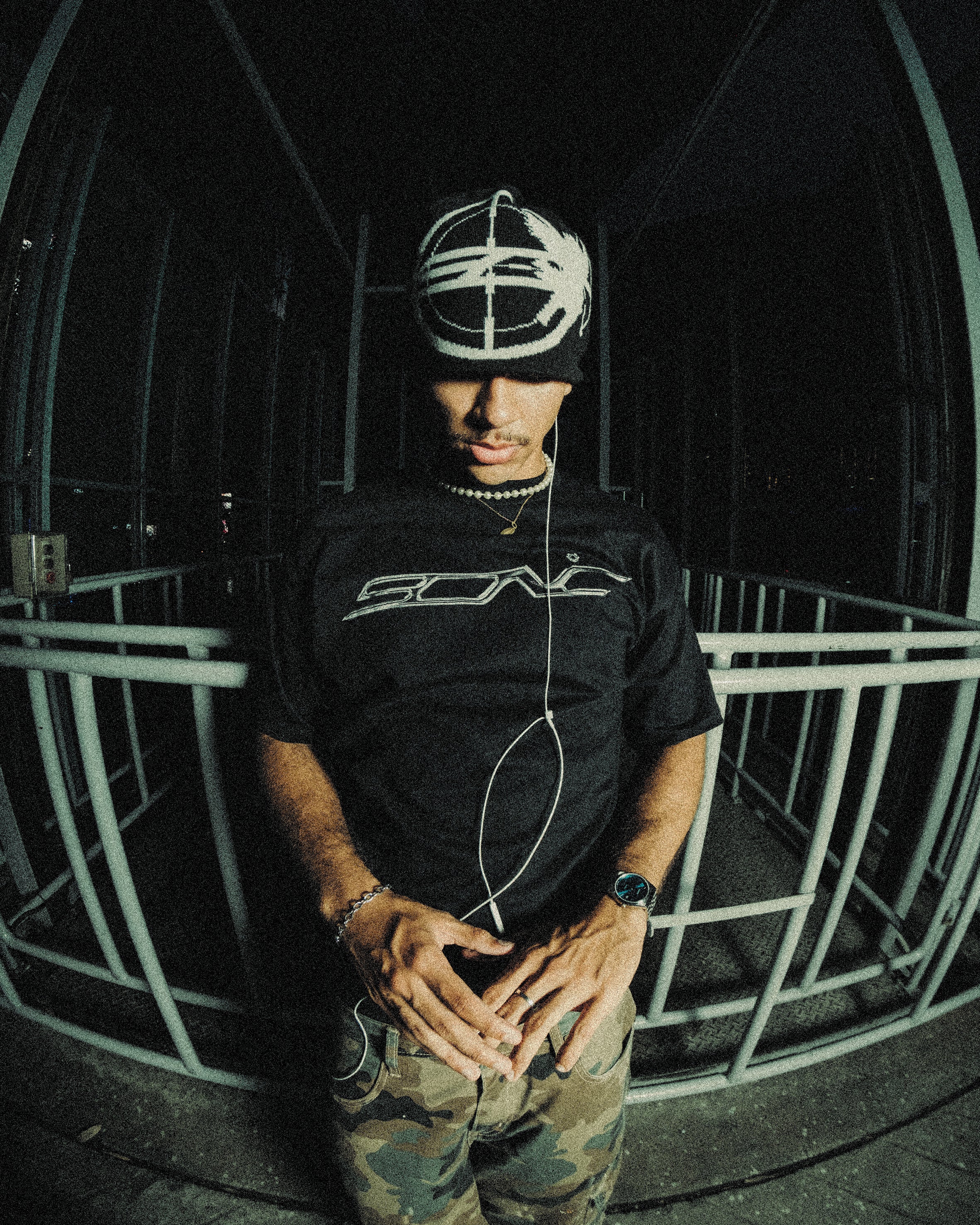 Sonic Boxy Fit Metallic Logo